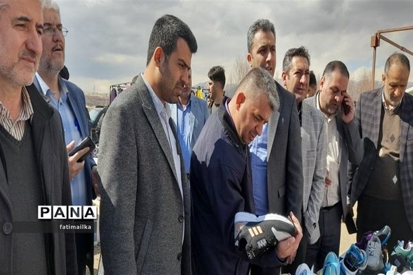 بازدید مسئولان شهرستان فیروزکوه از بازار عید