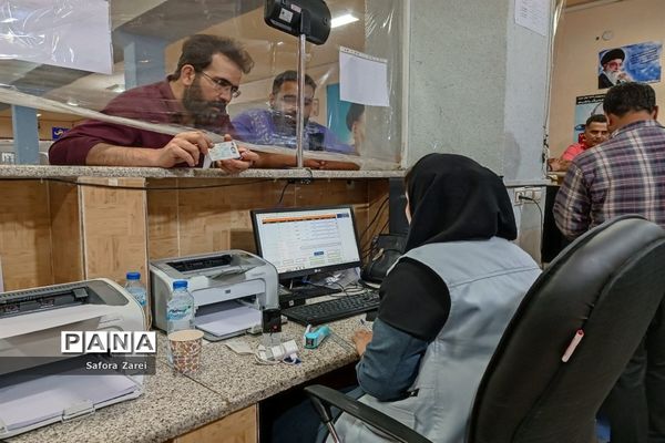 بازدید سرزده مدیرکل و اعضای ستاد اسکان مسافران نوروزی آموزش و پرورش استان فارس از ستاد اسکان ناحیه چهار شیراز