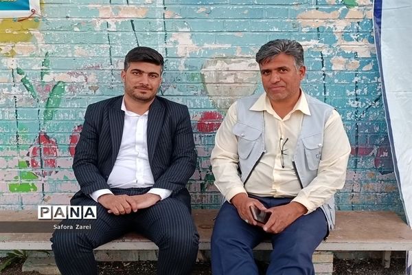 بازدید سرزده مدیرکل و اعضای ستاد اسکان مسافران نوروزی آموزش و پرورش استان فارس از ستاد اسکان ناحیه چهار شیراز