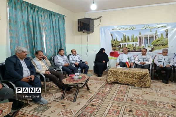 بازدید سرزده مدیرکل و اعضای ستاد اسکان مسافران نوروزی آموزش و پرورش استان فارس از ستاد اسکان ناحیه چهار شیراز