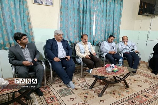 بازدید سرزده مدیرکل و اعضای ستاد اسکان مسافران نوروزی آموزش و پرورش استان فارس از ستاد اسکان ناحیه چهار شیراز