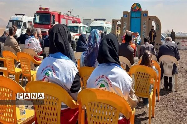 خدمت‌رسانی  شهرستان نظرآباد در استقبال از مسافران  نوروز ۱۴۰۲