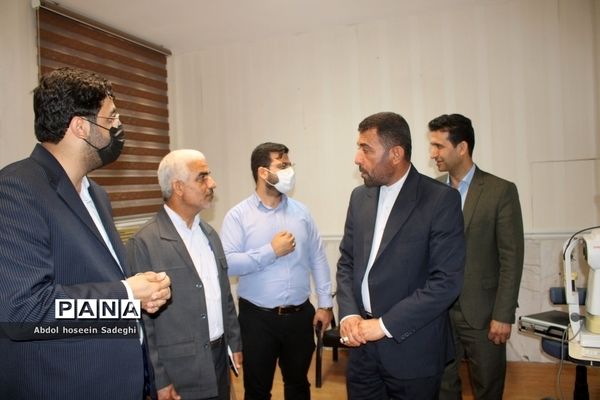 بازدید مدیرکل آموزش و پرورش استان بوشهر از درمانگاه شهدای فرهنگیان بوشهر