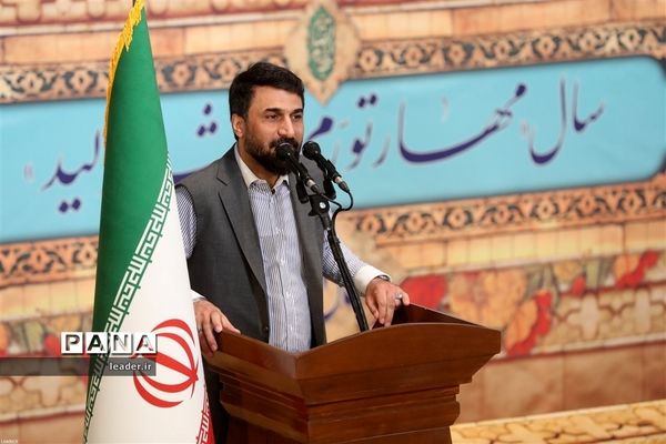 سخنرانی رهبر معظم انقلاب اسلامی در اجتماع زائران و مجاوران حرم مطهر رضوی