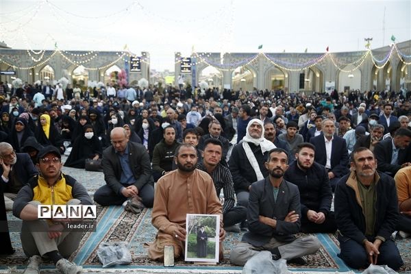 سخنرانی رهبر معظم انقلاب اسلامی در اجتماع زائران و مجاوران حرم مطهر رضوی