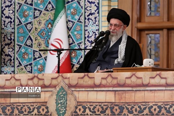 سخنرانی رهبر معظم انقلاب اسلامی در اجتماع زائران و مجاوران حرم مطهر رضوی