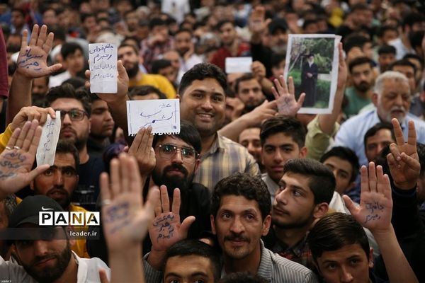 سخنرانی رهبر معظم انقلاب اسلامی در اجتماع زائران و مجاوران حرم مطهر رضوی