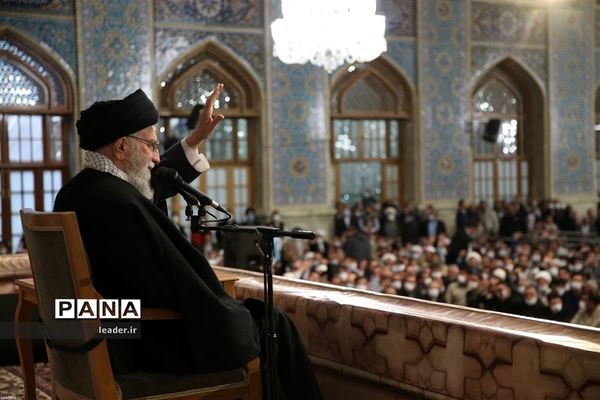 سخنرانی رهبر معظم انقلاب اسلامی در اجتماع زائران و مجاوران حرم مطهر رضوی