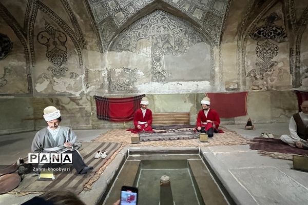 مجموعه وکیل  و سرای مشیر در شیراز