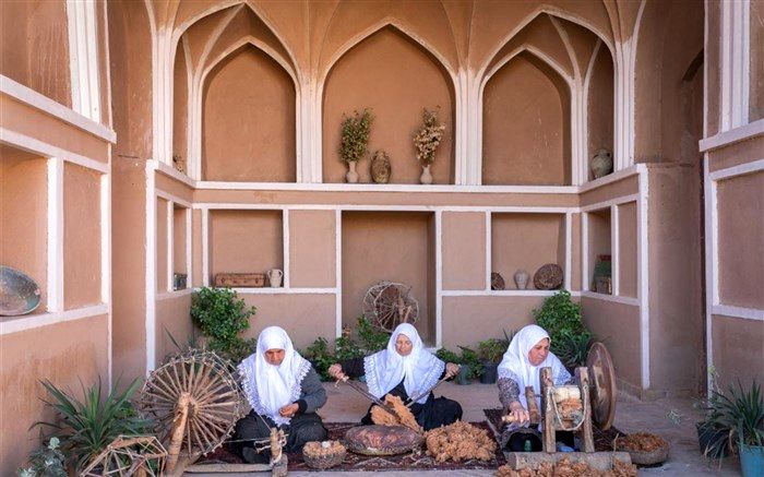 125 زائرسرا برای اسکان مسافران نوروزی خوسف تجهیز شد