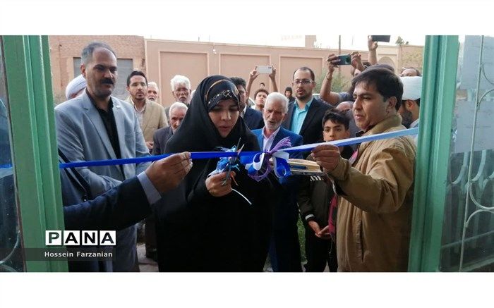 افتتاح ۶ واحد مسکن محرومان و دهمین مرکز نیکوکاری شهرستان نایین در روستای چوپانان