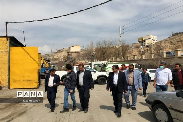 بازدید مدیران شهری و اعضا شورای اسلامی از مرکز خدمات شهری و مرکز آتش‌نشانی فیروزکوه