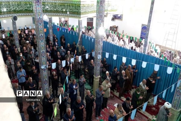 برگزاری اولین نماز جمعه شهرستان فیروزکوه در ماه مبارک رمضان و سال جدید