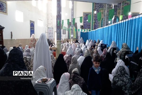 برگزاری اولین نماز جمعه شهرستان فیروزکوه در ماه مبارک رمضان و سال جدید