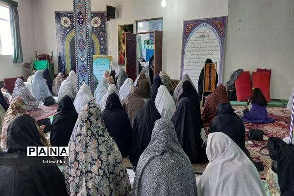 برگزاری اولین نماز جمعه شهرستان فیروزکوه در ماه مبارک رمضان و سال جدید