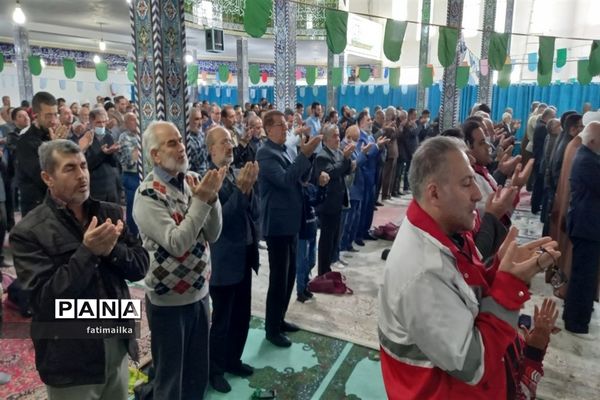 برگزاری اولین نماز جمعه شهرستان فیروزکوه در ماه مبارک رمضان و سال جدید