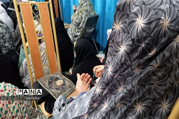 برگزاری اولین نماز جمعه شهرستان فیروزکوه در ماه مبارک رمضان و سال جدید