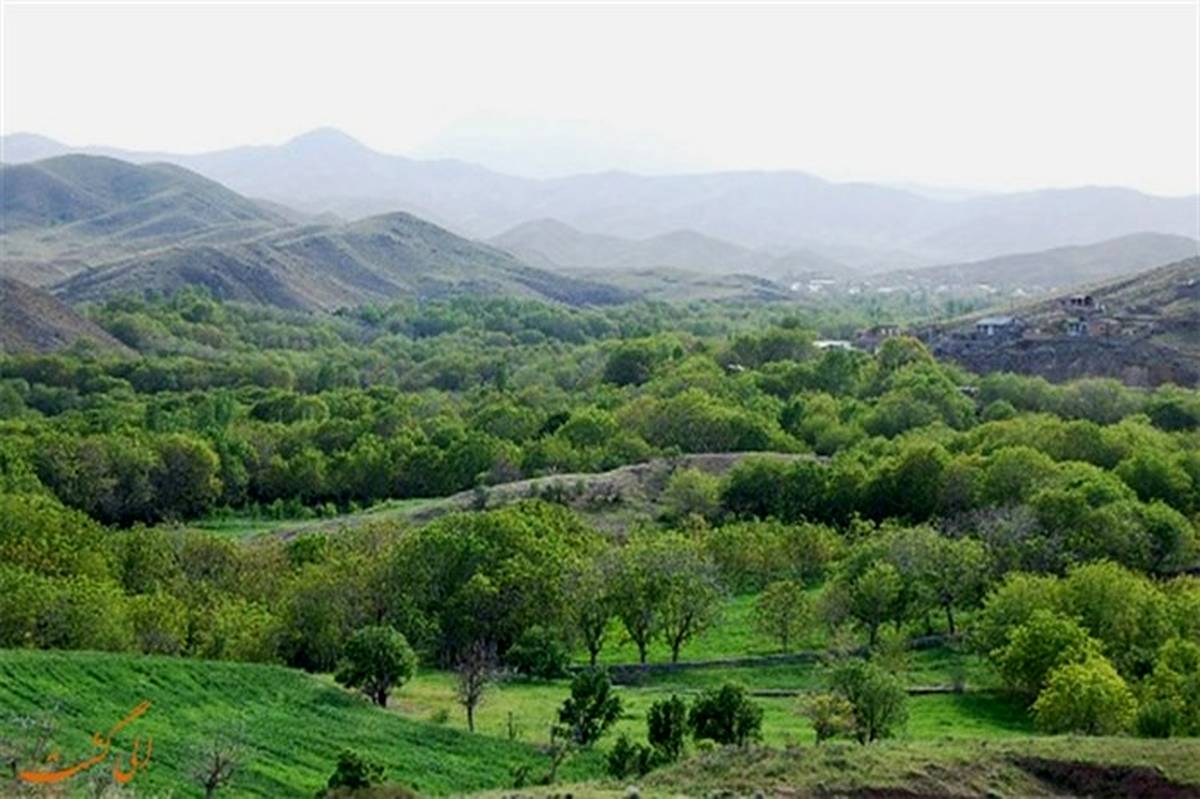 «قاهان» قم  از مناطق چهار فصل ایران