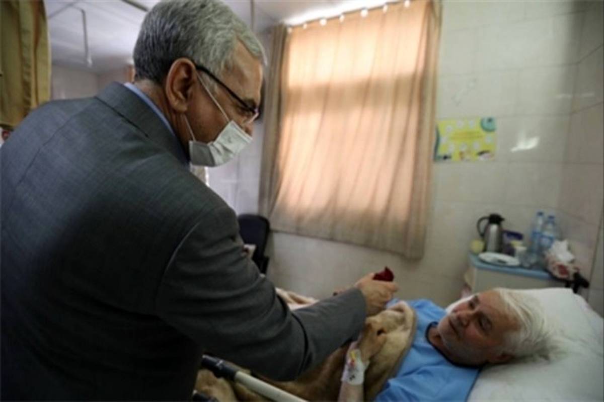 بازدید سرزده وزیر بهداشت از بیمارستان ضیائیان در جنوب تهران