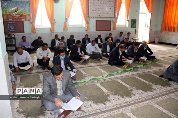 محفل انس با قرآن در اداره‌کل آموزش و پرورش استان بوشهر