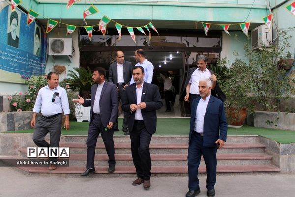 محفل انس با قرآن در اداره‌کل آموزش و پرورش استان بوشهر