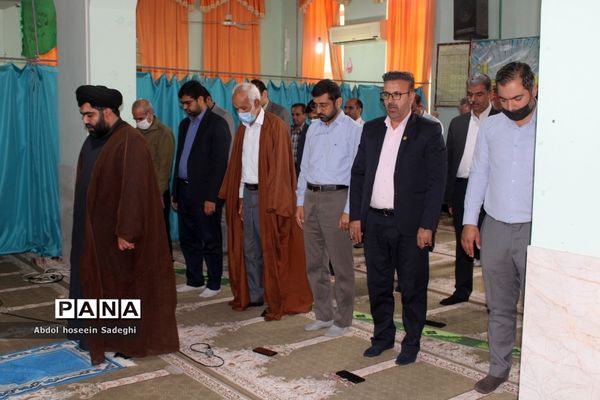 محفل انس با قرآن در اداره‌کل آموزش و پرورش استان بوشهر