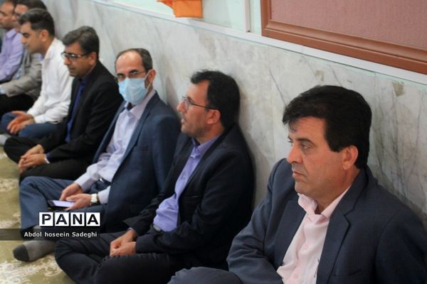 محفل انس با قرآن در اداره‌کل آموزش و پرورش استان بوشهر