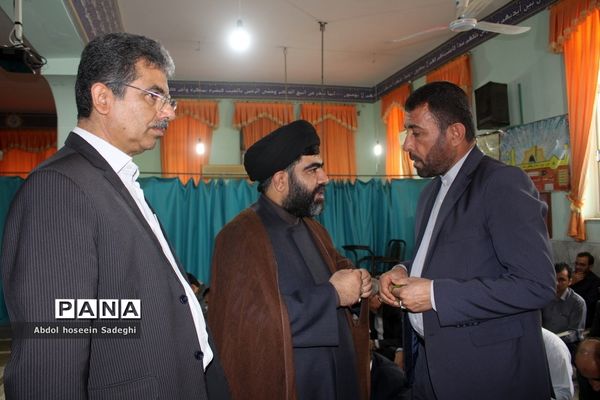 محفل انس با قرآن در اداره‌کل آموزش و پرورش استان بوشهر