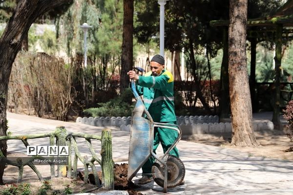 «بوستان علوی» بزرگترین پارک و شهربازی قم