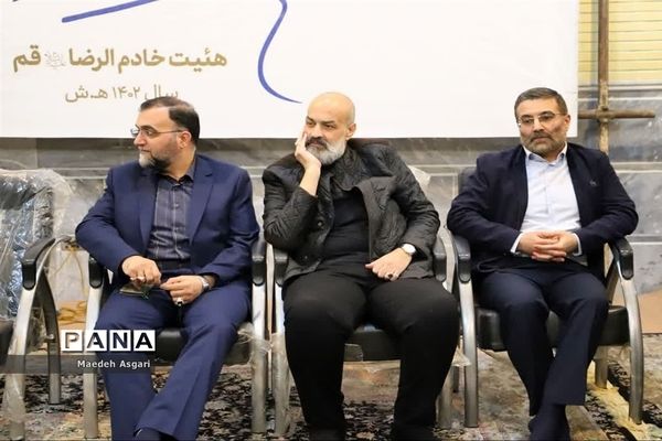 نشست صمیمی اعضای خانه مطبوعات قم