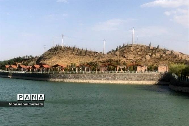 سد اَمَّند، سد خاکی در شمال غربی شهر تبریز