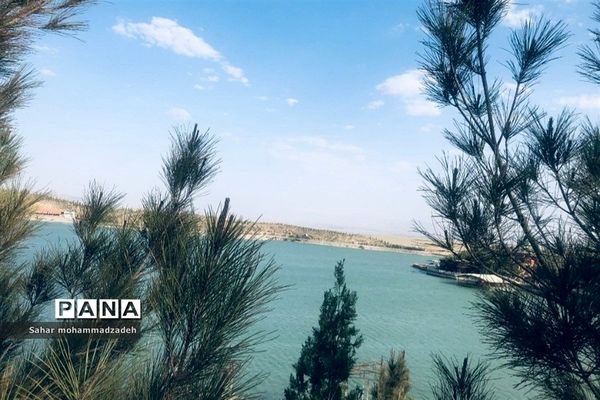 سد اَمَّند، سد خاکی در شمال غربی شهر تبریز