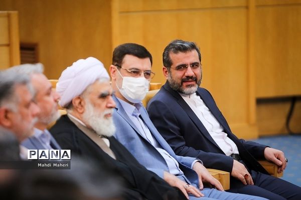 گردهمایی مدیران و کارگزاران دولت در سال جدید