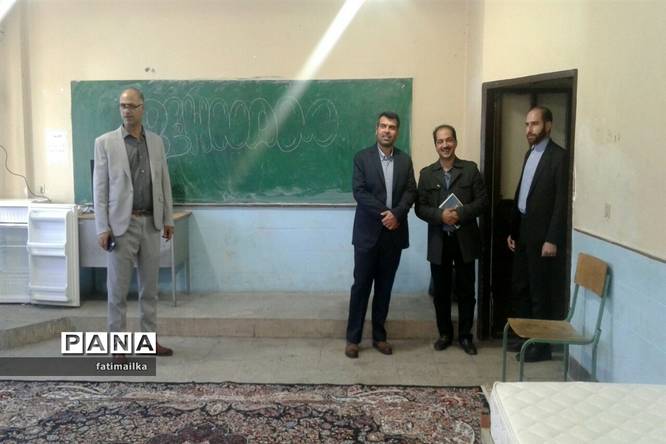 بازدید اعضای ستاد خدمات سفر شهرستان فیروزکوه از مراکز اسکان آموزش و پرورش