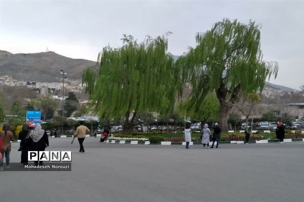 طبیعت بهاری بوستان شهید چمران شهرستان کرج