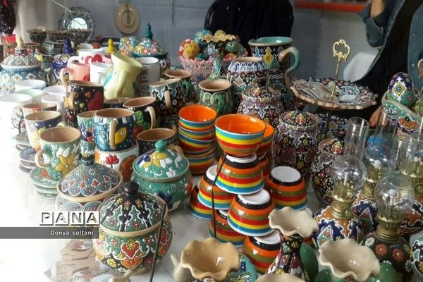 نمایشگاه نوروزی در مجموعه طاقبستان استان کرمانشاه