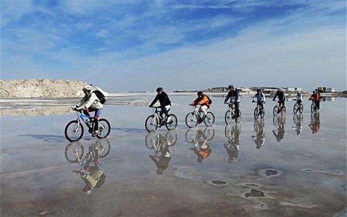 دریاچه «حوض سلطان» قم بزرگترین آینه طبیعی ایران