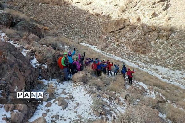 اولین صعود سال ۱۴۰۲ ( طرح سیمرغ) باشگاه کوهنوردی سفر رابین تلوک شهرستان فیروزکوه به قله تفتان