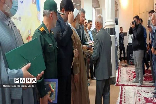 محفل انس با قرآن  در دشتستان