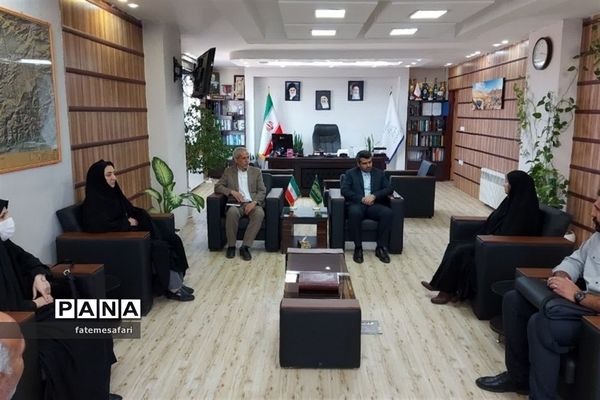دیدار نوروزی مدیران شهرستان فیروزکوه با فرماندار