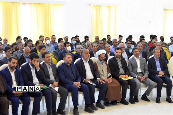 نشست مشترک استاندار یزد با جمعی از فرهیختگان شهرستان بهاباد