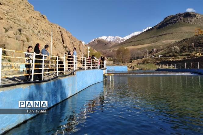 سراب سنقر در استان کرمانشاه