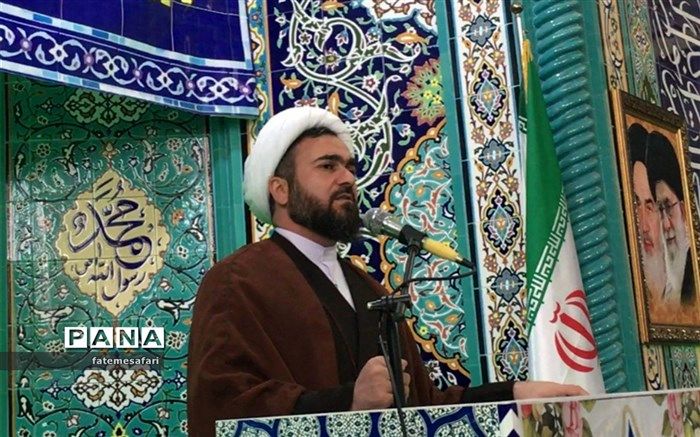 مسئولان باید نقاط ضعف اقتصادی شهرستان فیروزکوه را شناسایی و برای حل آن برنامه‌ریزی کنند