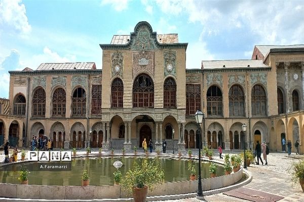 تهران در آینه یک عمارت