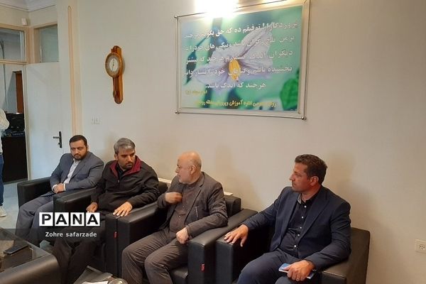 حضور مدیرکل آموزش و پرورش شهرستان‌های استان تهران در رودهن