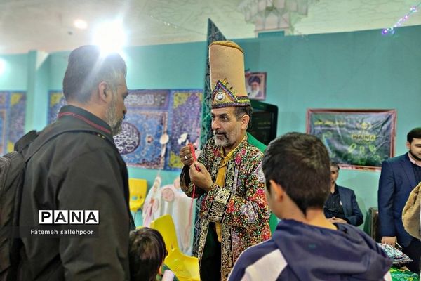 برگزاری نمایشگاه قرآن در سومین روز با حضور معاون پرورشی وزیر آموزش‌وپرورش