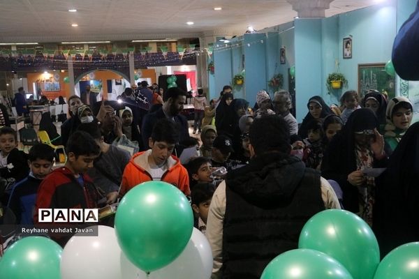 برگزاری پنجمین روز از نمایشگاه قرآن با استقبال پرشور خانواده ها و نوجوانان