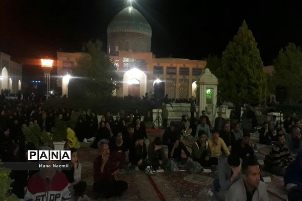 احیای شب نوزدهم ماه رمضان در شهرستان کاشمر