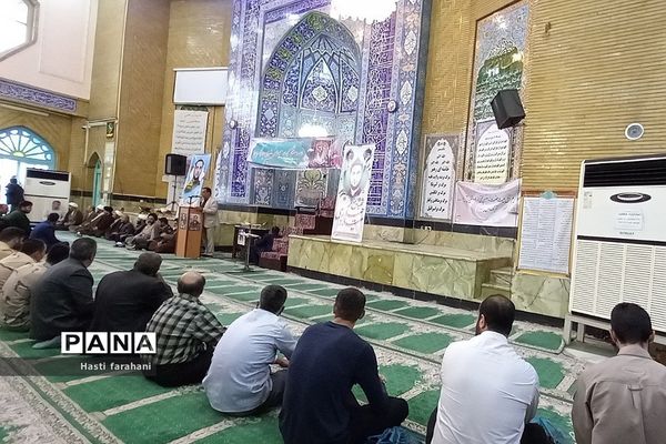 مراسم بزرگداشت شهید مدافع حرم میلاد حیدری در مسجد جامع قرچک