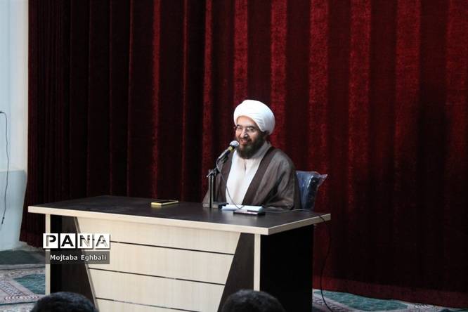 ضیافت افطاری دانشجویان دانشگاه فرهنگیان شهرتهران